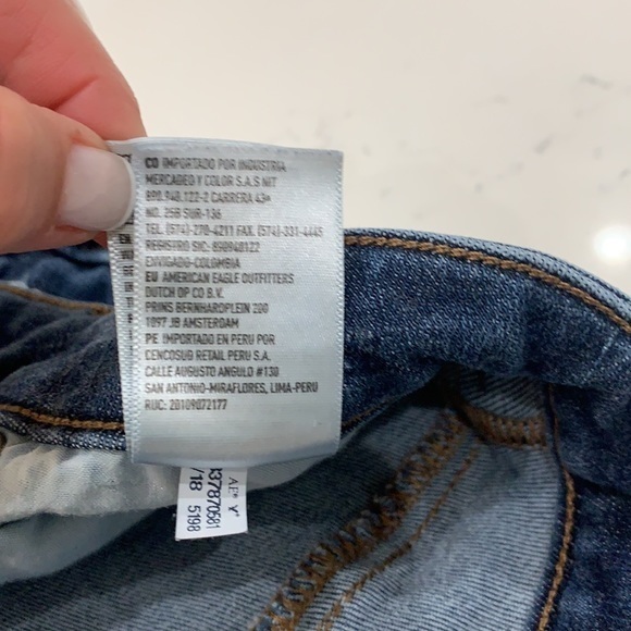 AMERICAN EAGLE OUTFITTERS DENIM SHORTS - Picture 10 of 10